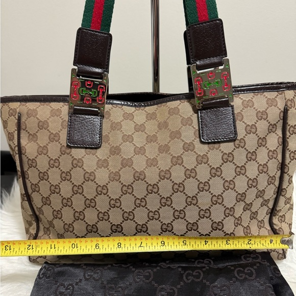 Authentic Gucci canvass tote - Picture 7 of 16